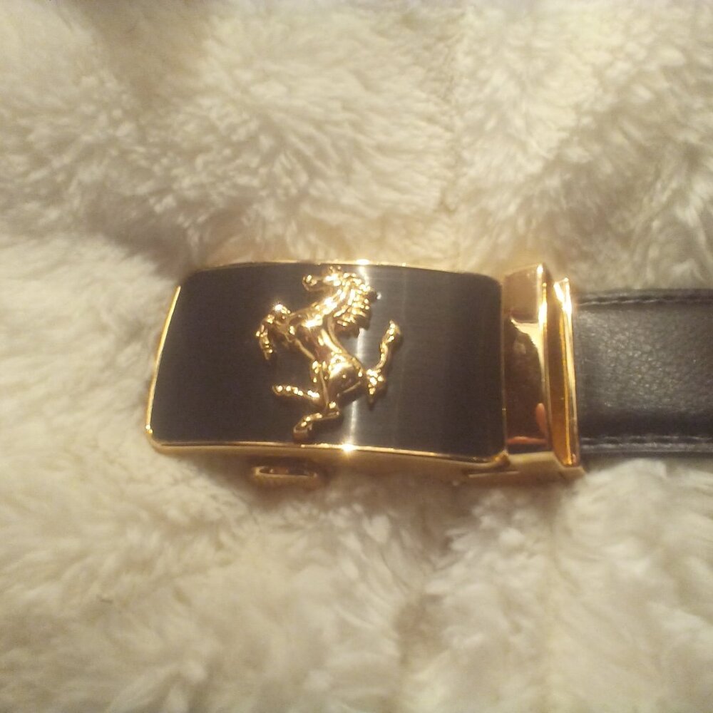 Men's Black Rachet Belt (Quick Release Lever) 68" w/Black/Gold Stallion Buckle